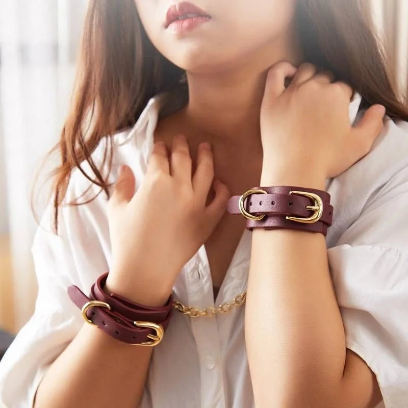Daytona Deluxe Bondage Play Kit Burgundy Gold - 8 Piece Set